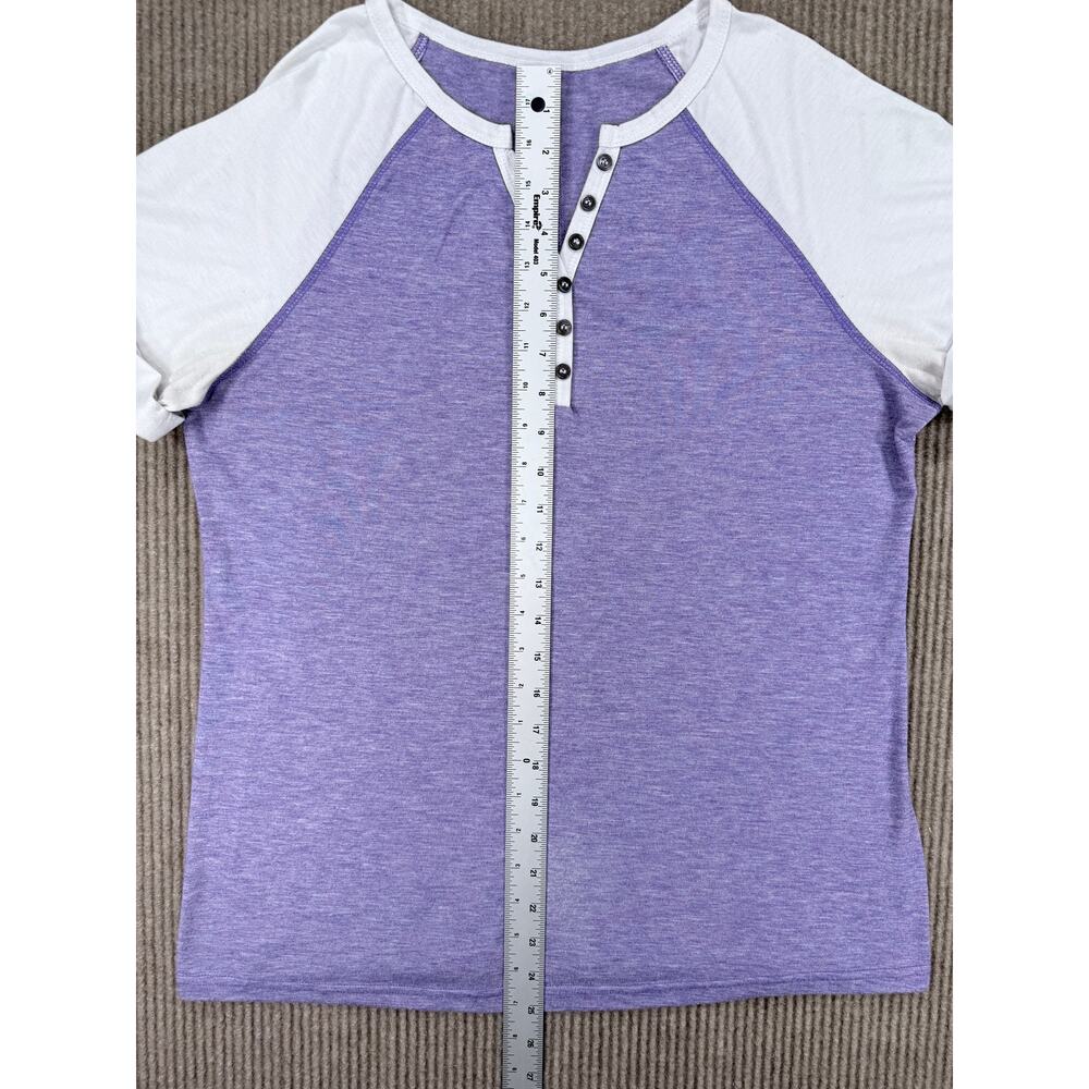 Unbranded Raglan Henley Short Sleeve Colorblock Top Light Purple Medium - Picture 8 of 8